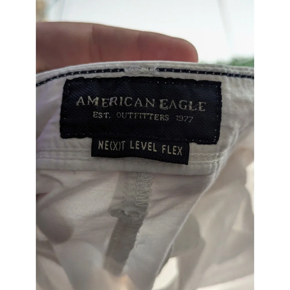 American Eagle Khaki Tan Next Level Slim Fit Flex Shorts Size 30